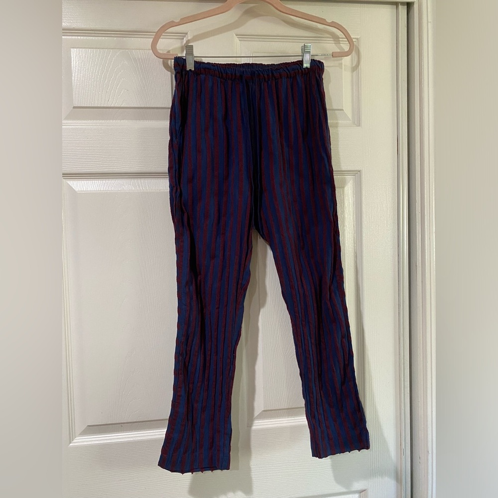Xirena Navy Blue‎ Red Stripe Pants Size Small